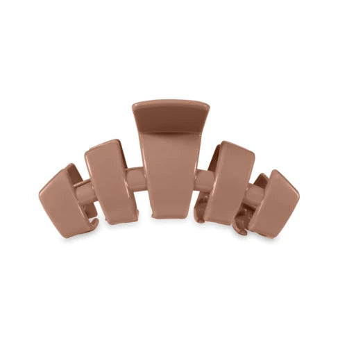 Mocha Mousse Medium Classic Hair Clip