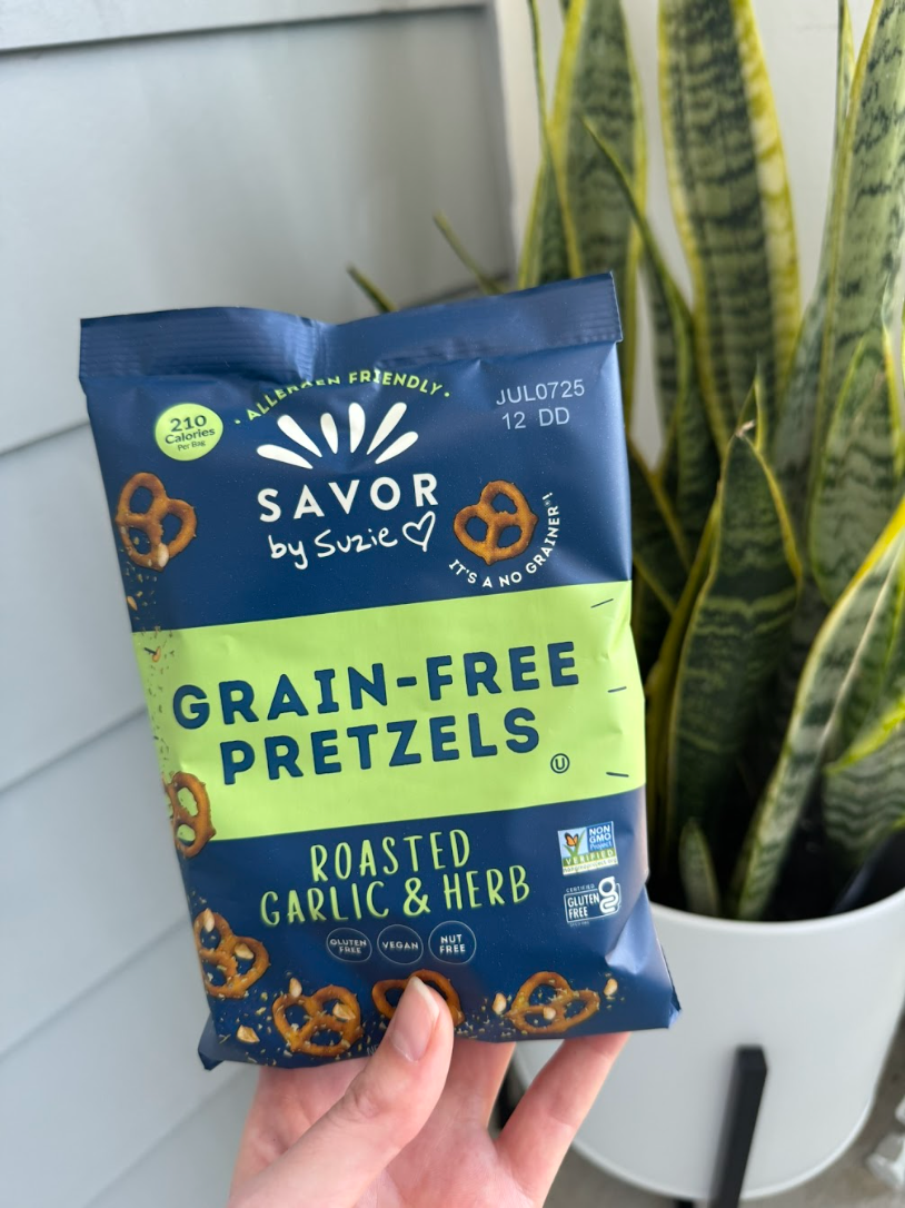 Roasted Garlic & Herb Grain Free Pretzels Mini Bags 1.5 oz