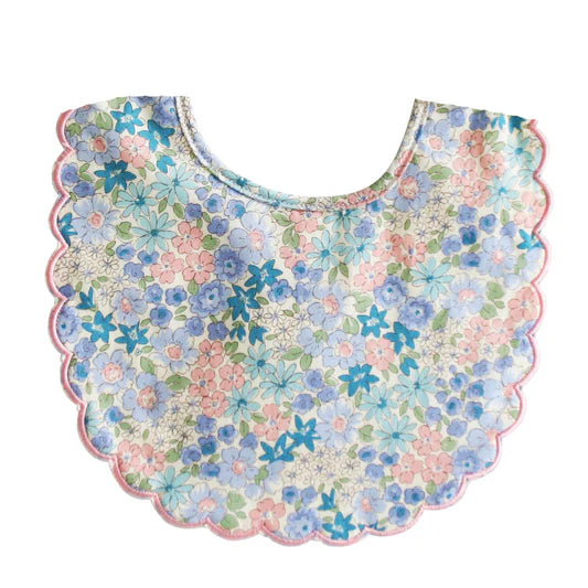 Scallop Bib