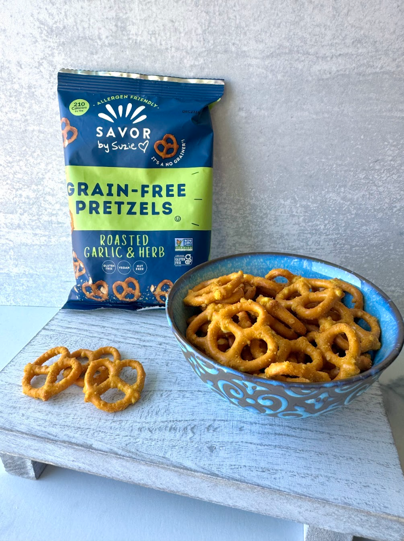 Roasted Garlic & Herb Grain Free Pretzels Mini Bags 1.5 oz