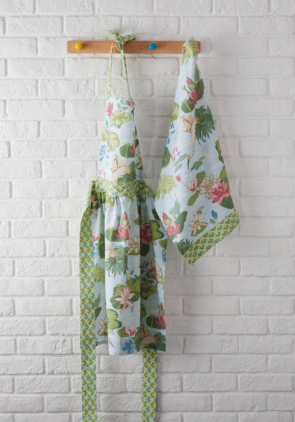 Meadow Club Apron