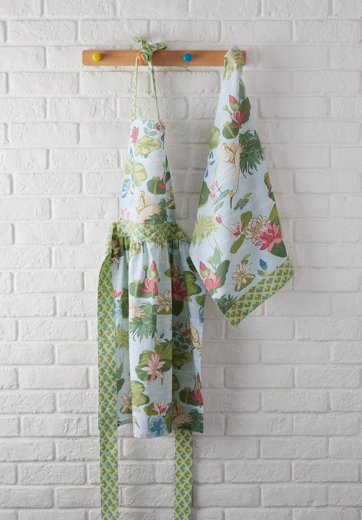 Meadow Club Apron